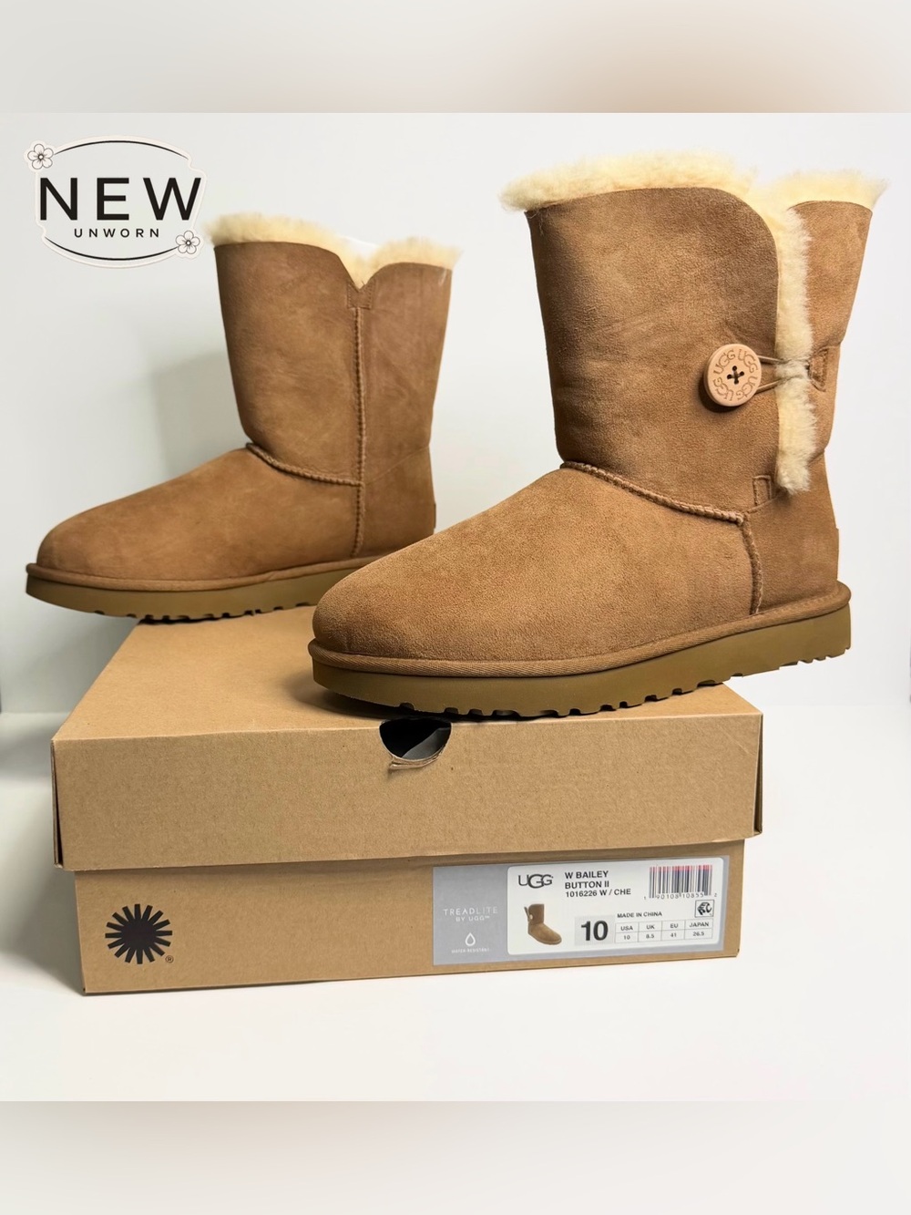 NEW UGG BAILEY BUTTON CHESTNUT SHORT BOOT Size 10M in original Box